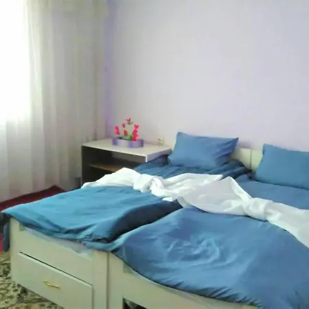 Mountain View Apartment